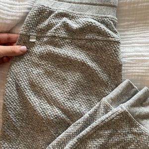 At Ease LULULEMON Womens Jogger